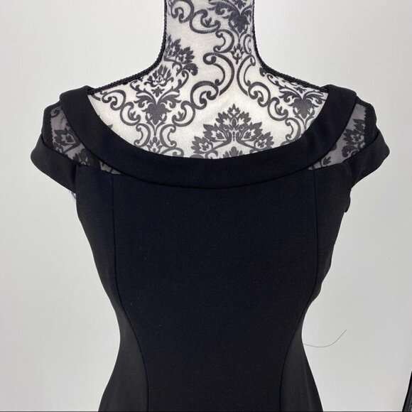 Walter Baker Eve Off-the-Shoulder Fitted Top maroon cap sleeve. Size Small - Picture 5 of 9